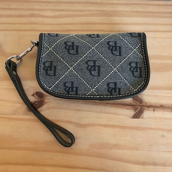 Dooney and Bourke coin clutch wallet bag monogram - Picture 2 of 9